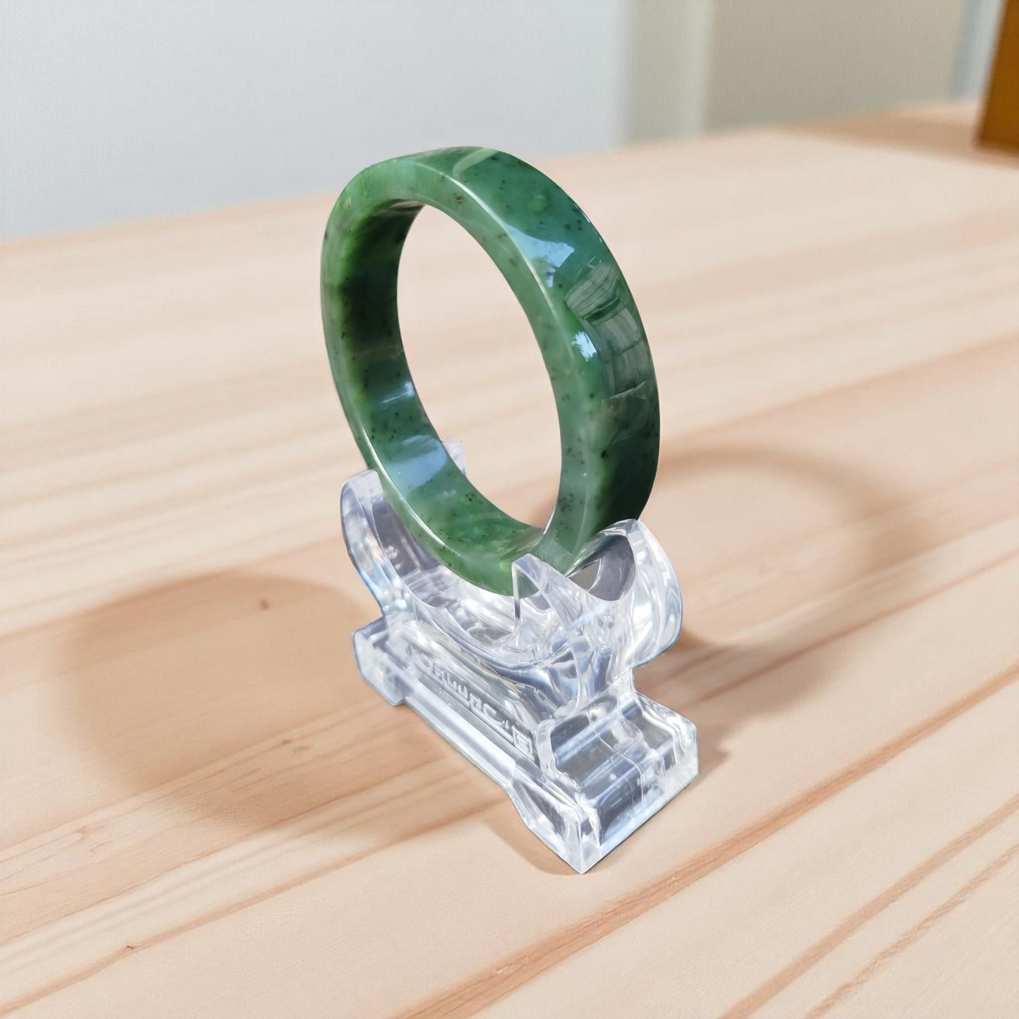 Beautiful Natural Green Nephrite Jade Bangle