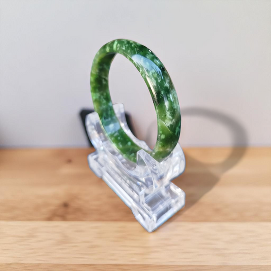 Beautiful Natural Green Nephrite Jade Bangle 70 mm