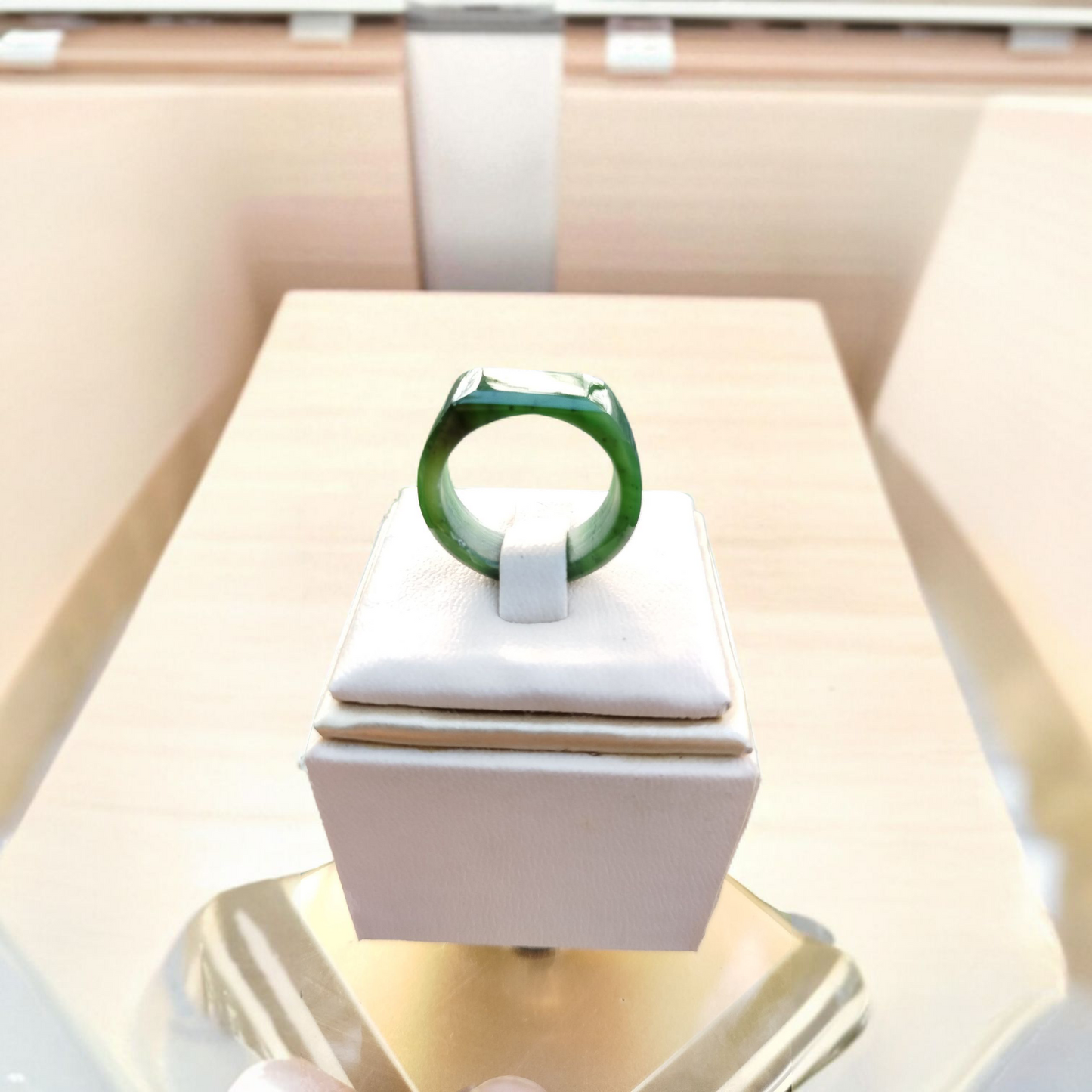 Beautiful Ring Green Nephrite Jade