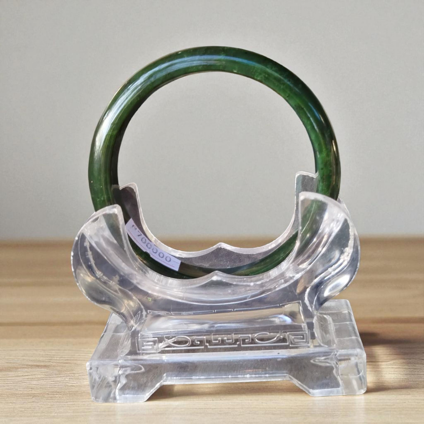 Beautiful Natural Green Nephrite Jade Bangle