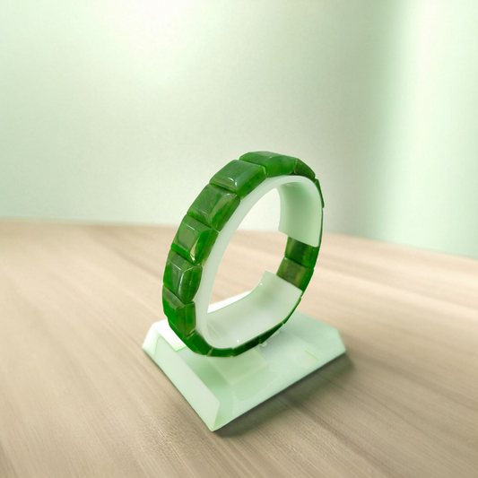 Beautiful Natural Green Nephrite Jade Bracelet